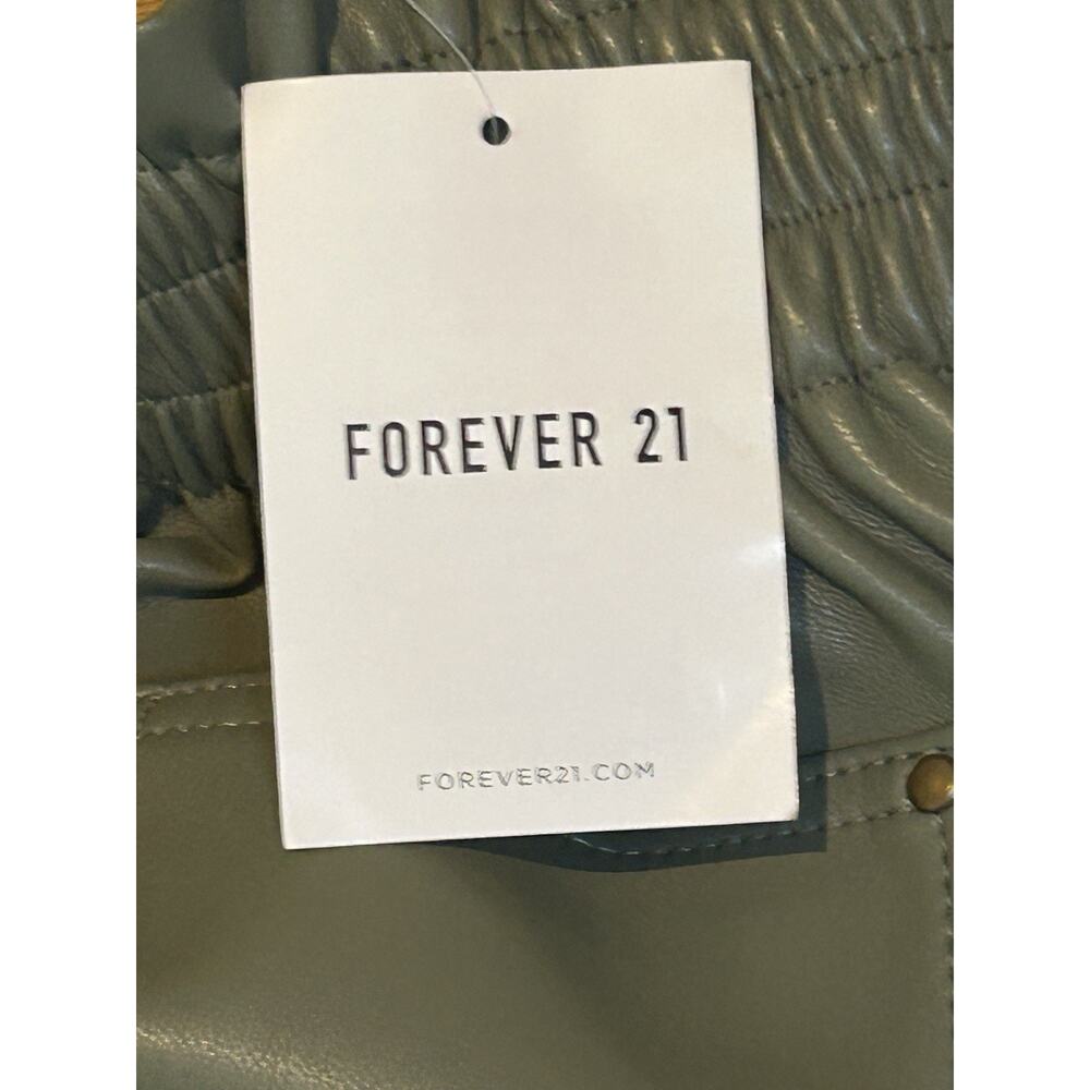 NWT Forever 21 Faux Leather Olive Green Jogger Women's size M - Picture 5 of 5
